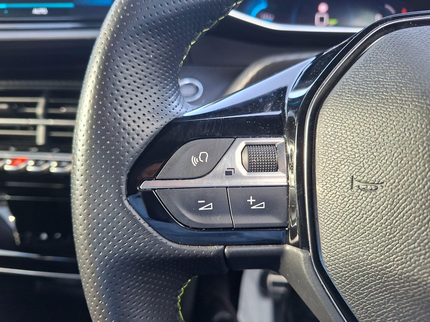 Used Peugeot 2008 2022 for sale - 77671666: Photo 26