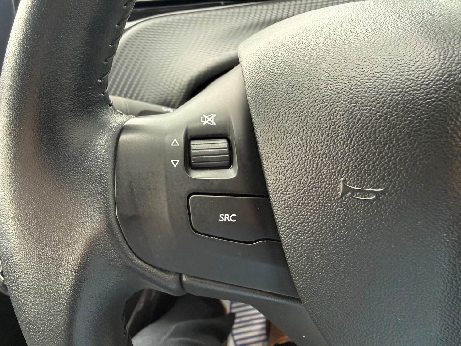 Used Peugeot 2008 for sale - 77924903: Photo 18