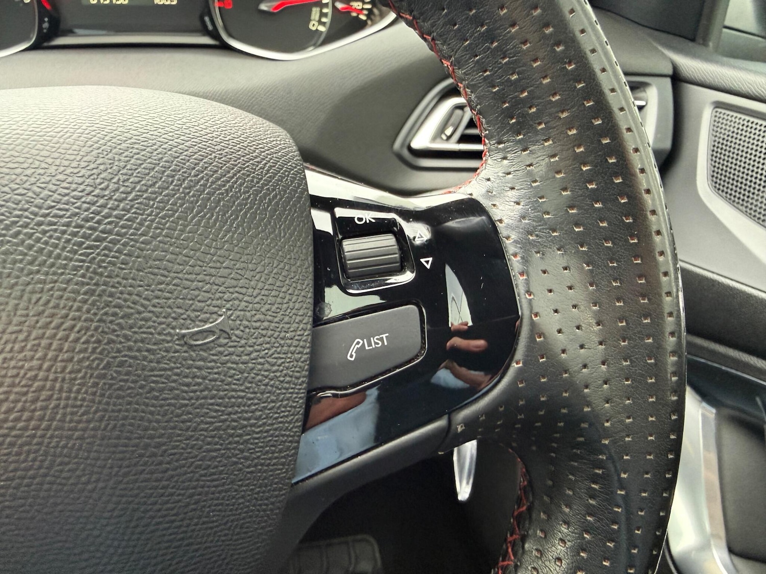 Used Peugeot 308 2019 for sale - 77783128: Photo 17