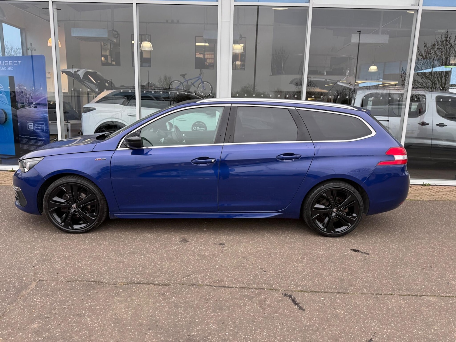 Used Peugeot 308 2019 for sale - 77783128: Photo 7