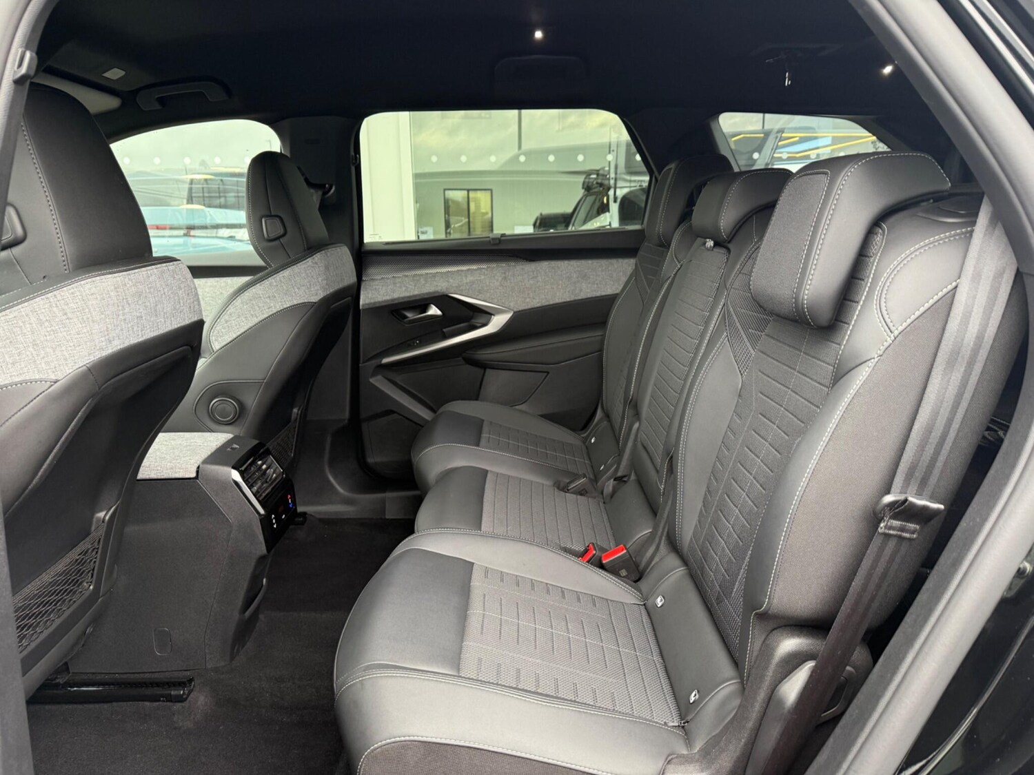 Used Peugeot 5008 2025 for sale - 77924863: Photo 13