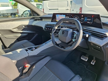 Used Peugeot 5008 2025 for sale - 78362734: Photo