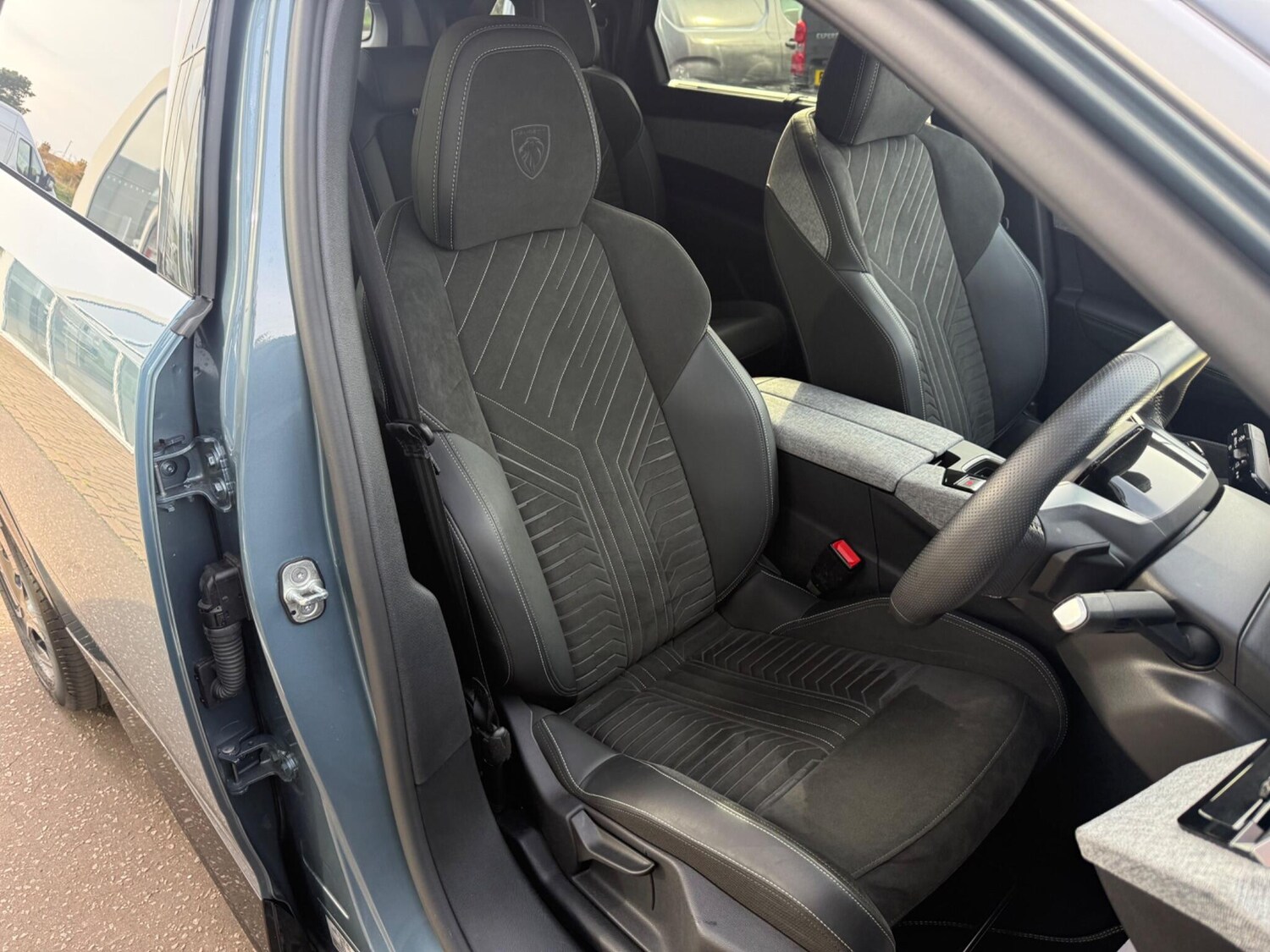 Used Peugeot 5008 2024 for sale - 77413211: Photo 13