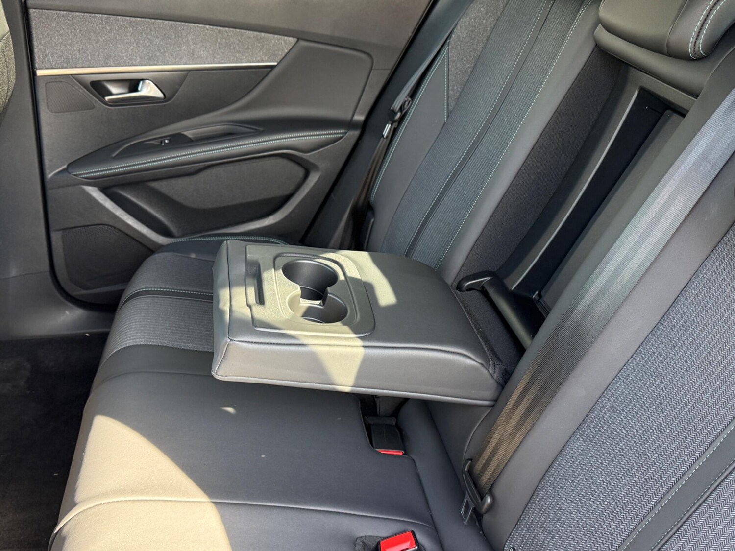 Used Peugeot 3008 2023 for sale - 77413213: Photo 25