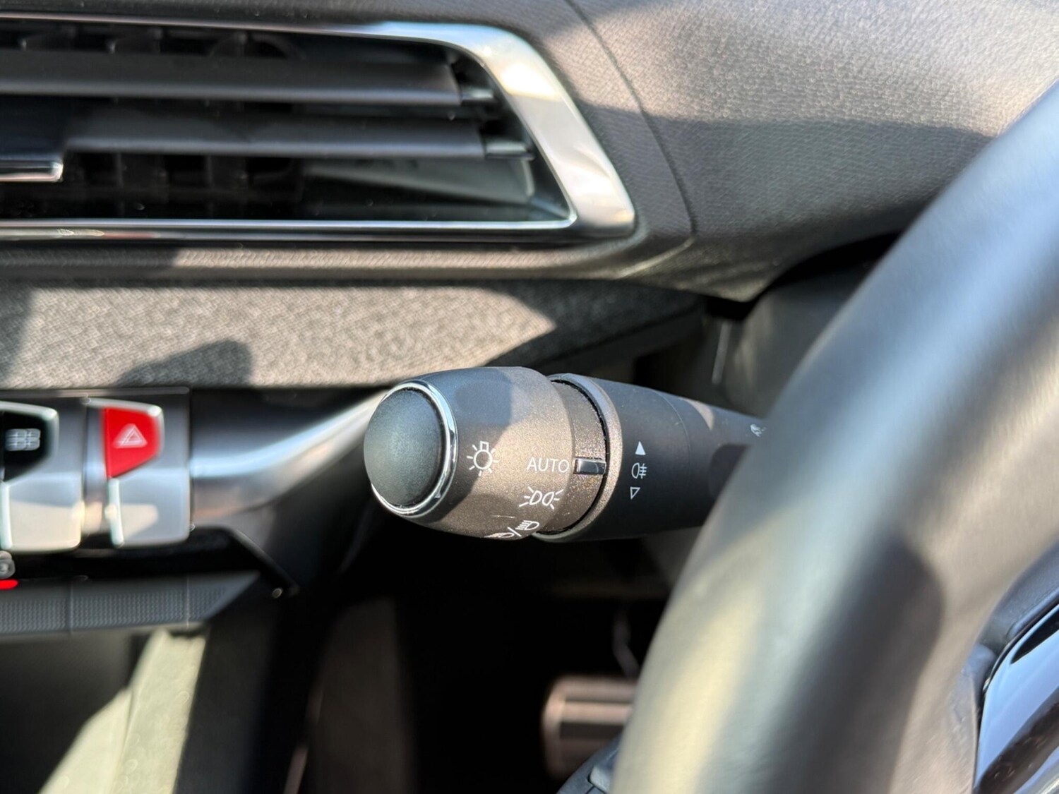 Used Peugeot 3008 2023 for sale - 77413213: Photo 28