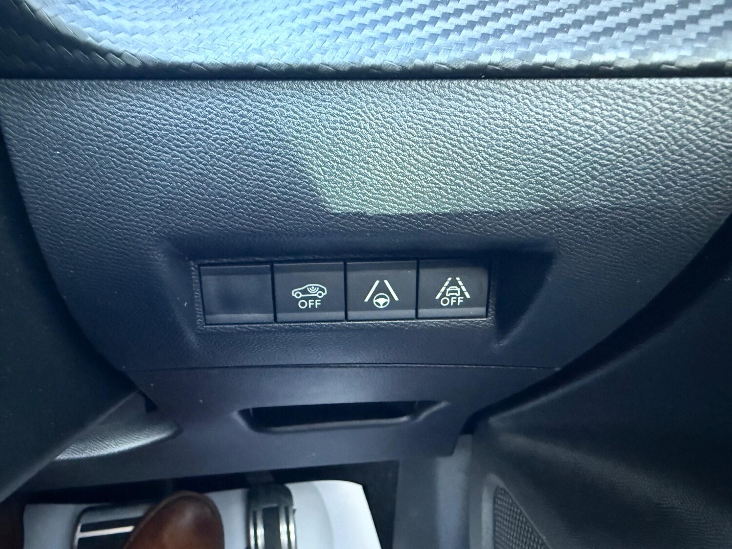 Used Peugeot 2008 2021 for sale - 77413180: Photo 13