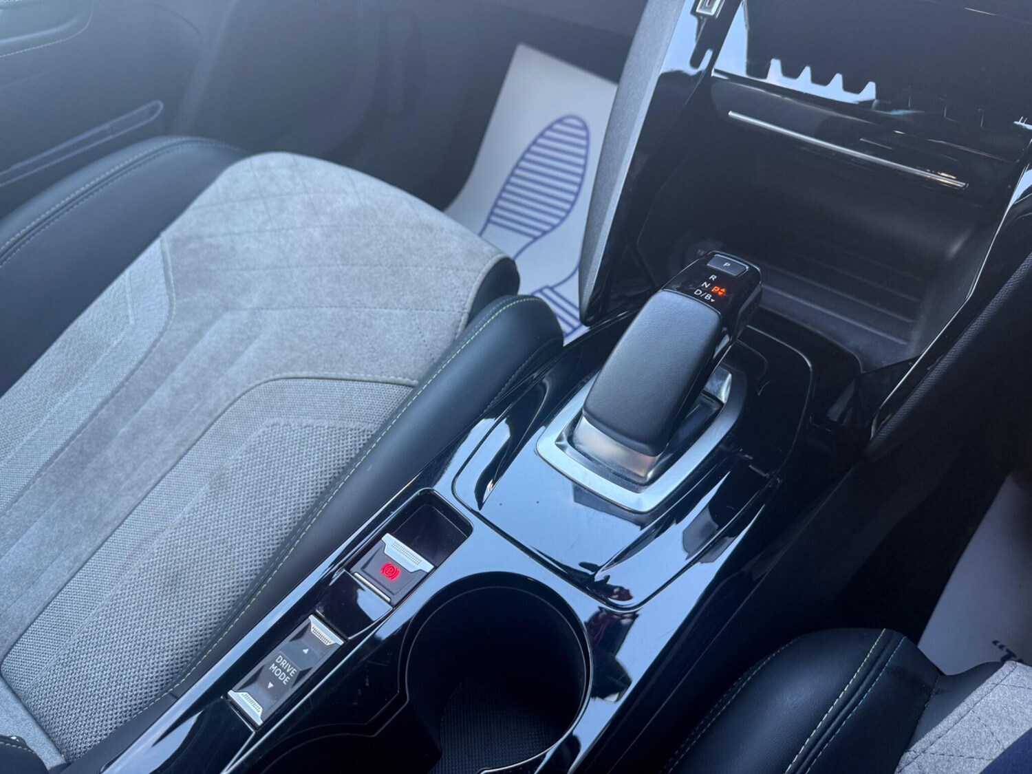 Used Peugeot 2008 2021 for sale - 77413180: Photo 32