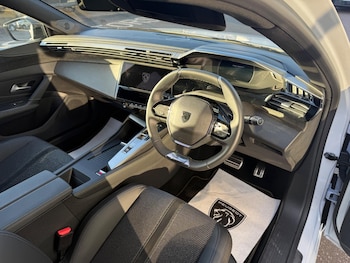 Used Peugeot 308 2024 for sale - 77413206: Photo