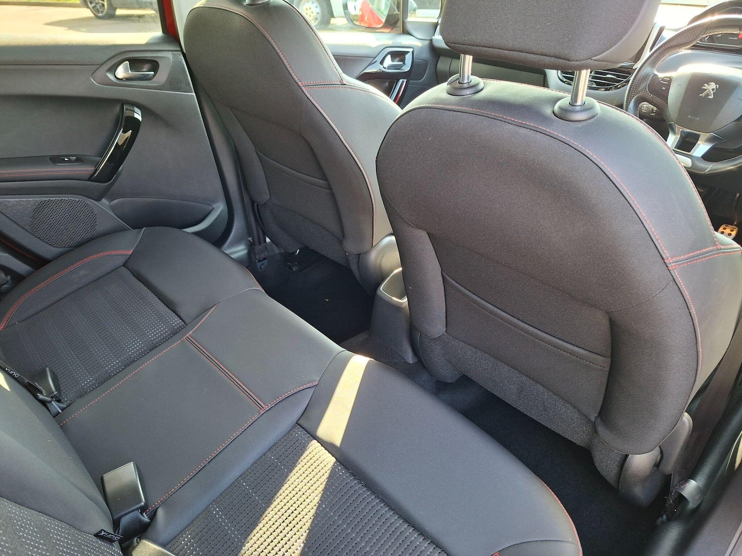 Used Peugeot 208 2018 for sale - 77768239: Photo 18