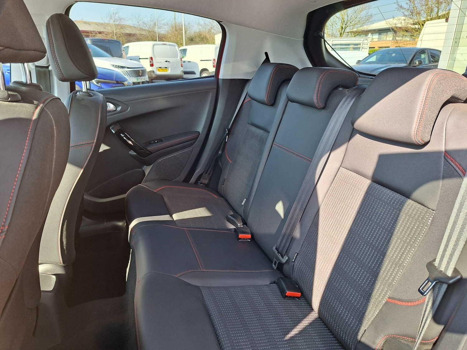 Used Peugeot 208 2018 for sale - 77768239: Photo 21