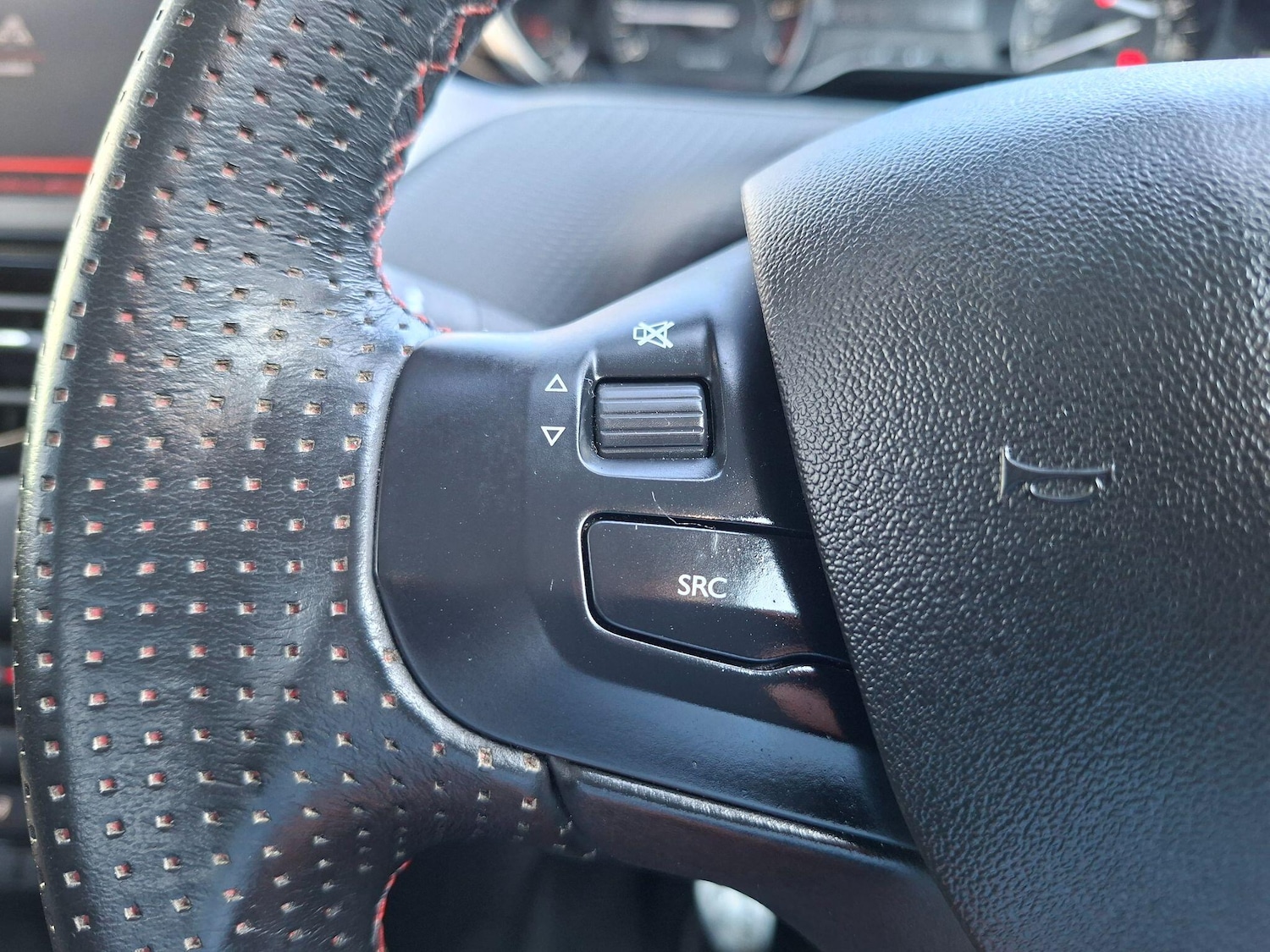 Used Peugeot 208 2018 for sale - 77768239: Photo 23