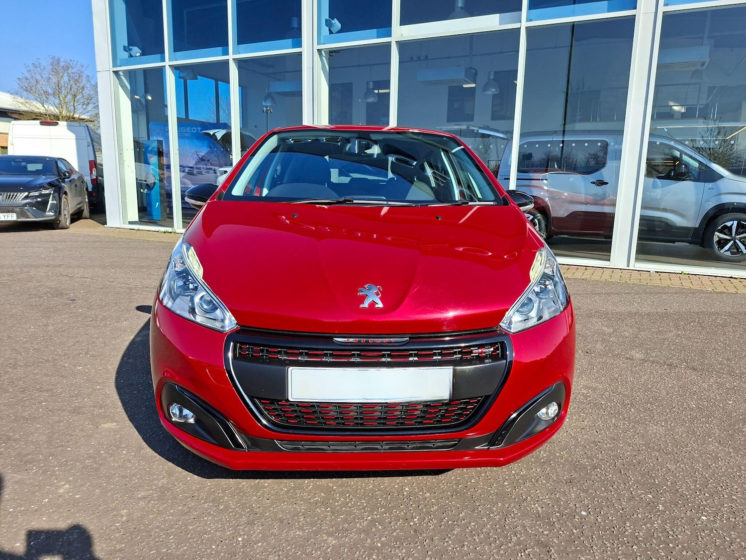 Used Peugeot 208 2018 for sale - 77768239: Photo 6
