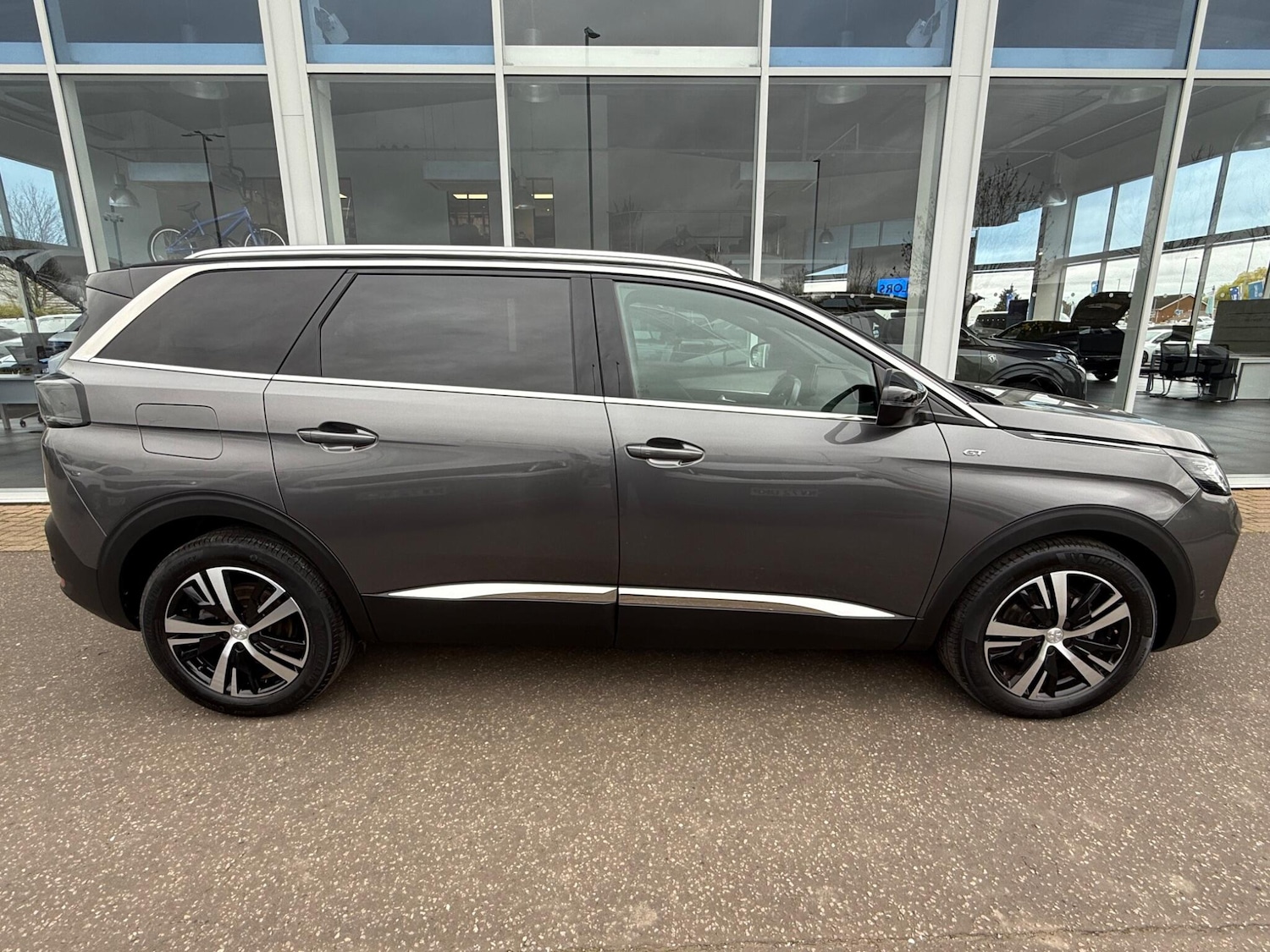 Used Peugeot 5008 for sale - 78058956: Photo 2