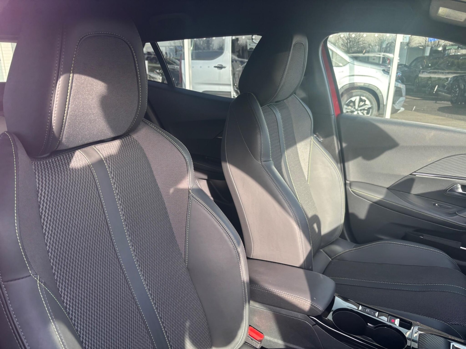 Used Peugeot E-2008 2024 for sale - 77671173: Photo 13