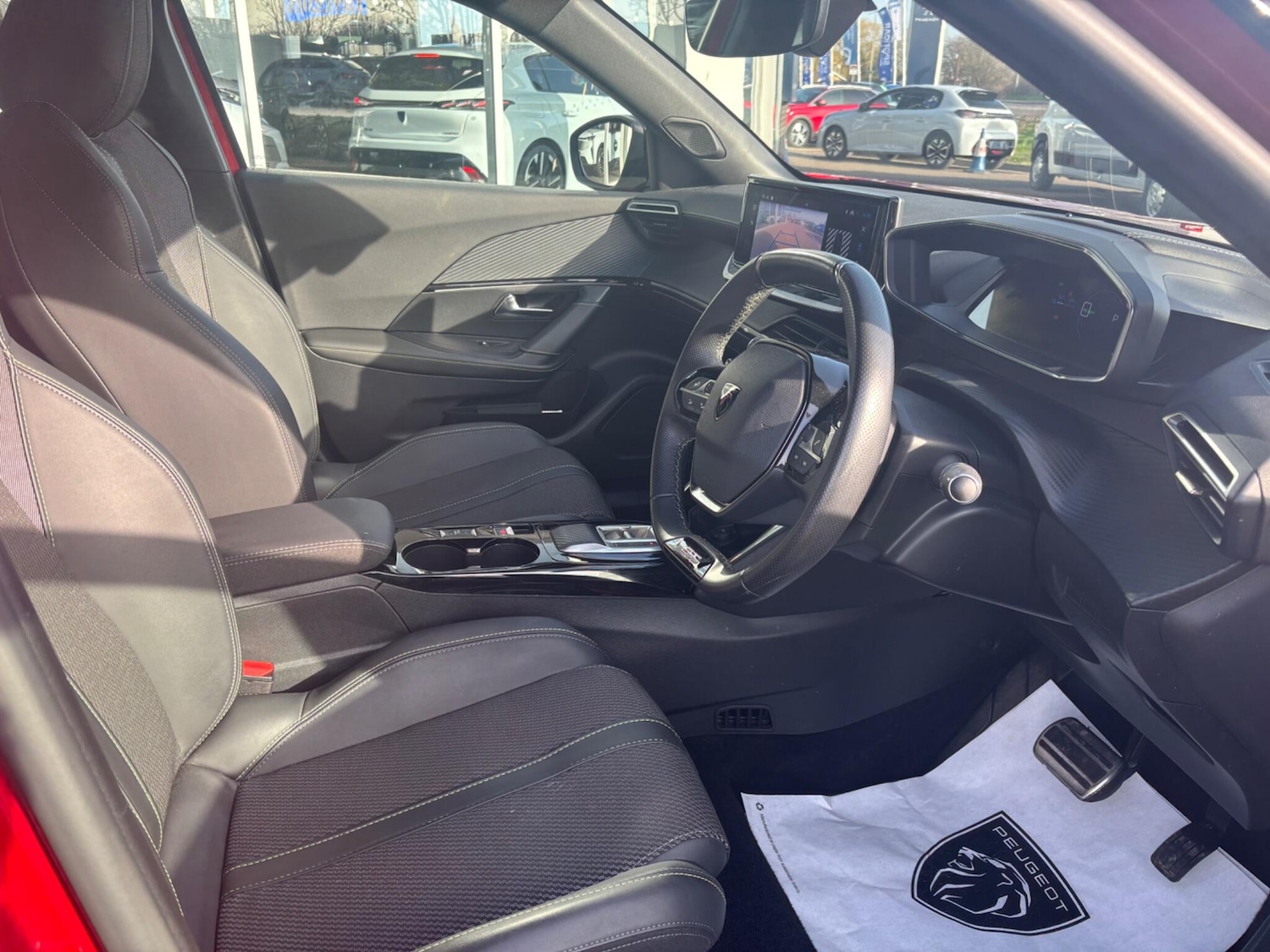Used Peugeot E-2008 2024 for sale - 77671173: Photo 14