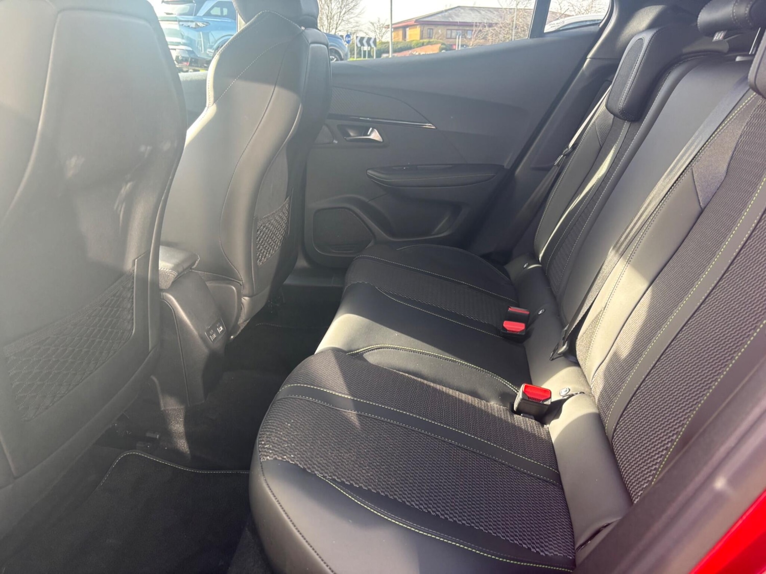 Used Peugeot E-2008 2024 for sale - 77671173: Photo 16