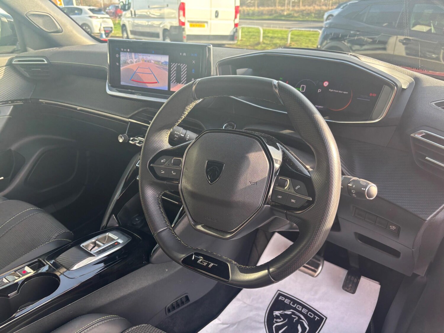 Used Peugeot E-2008 2024 for sale - 77671173: Photo 55