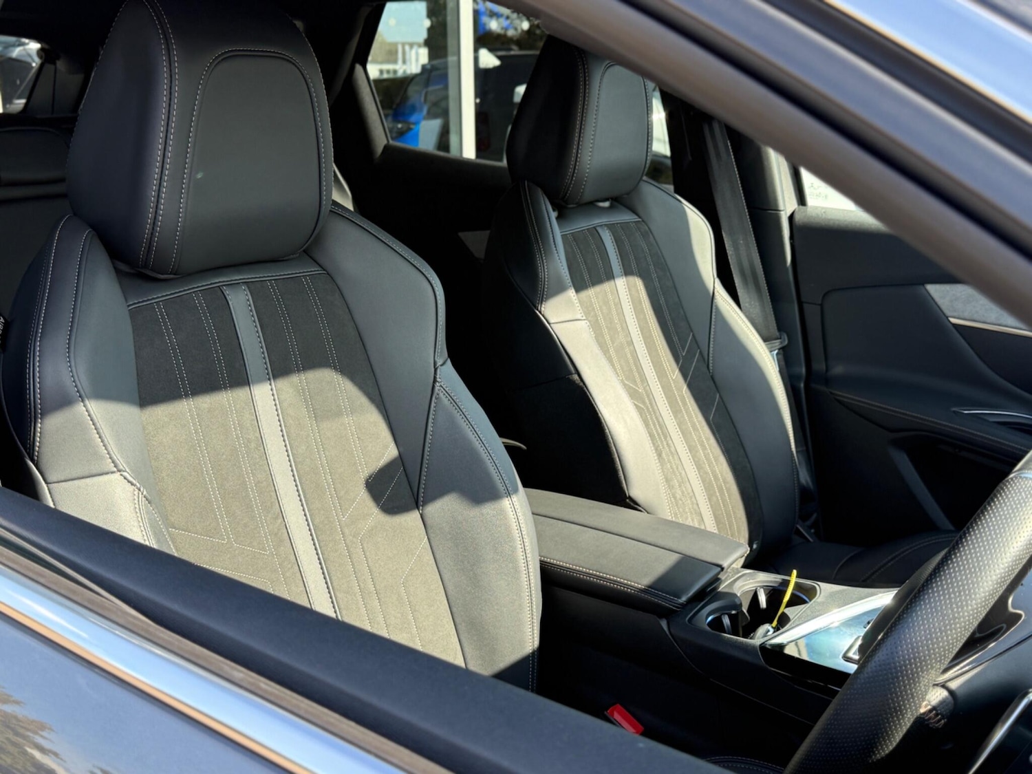 Used Peugeot 3008 2022 for sale - 77413186: Photo 3