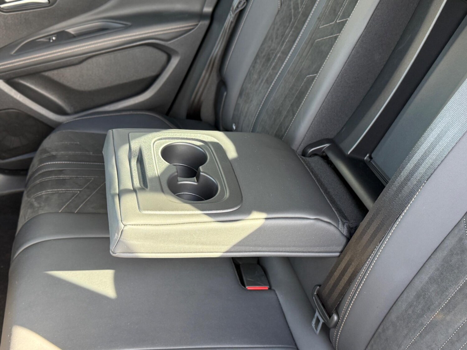 Used Peugeot 3008 2022 for sale - 77413186: Photo 48