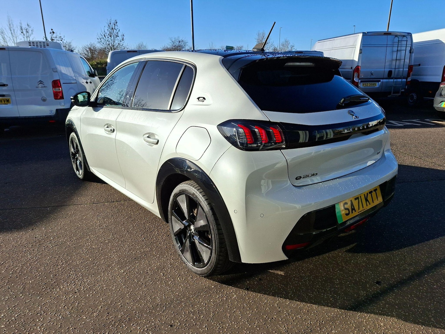 Used Peugeot 208 2021 for sale - 77413179: Photo 8