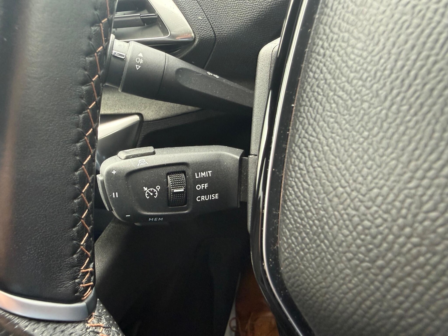 Used Peugeot 5008 2023 for sale - 77994131: Photo 18