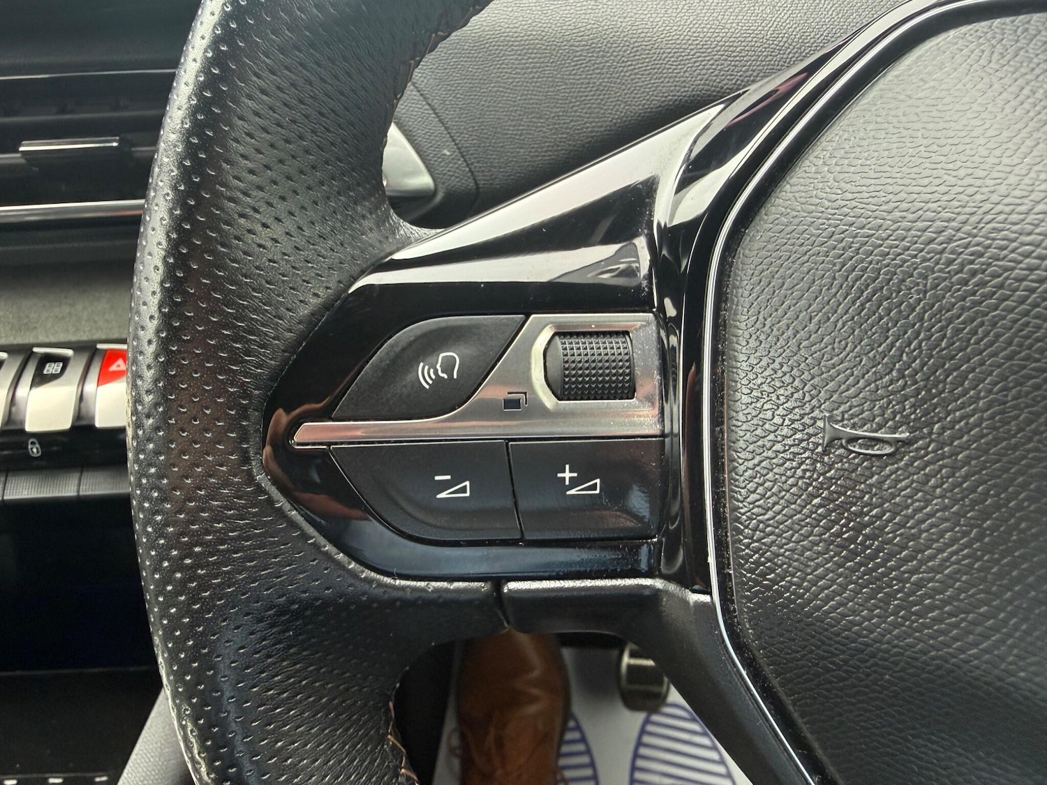 Used Peugeot 5008 2023 for sale - 77994131: Photo 20