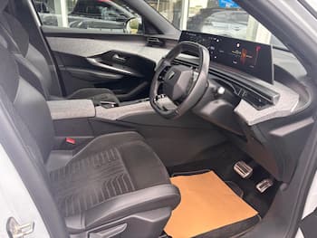 Used Peugeot E-3008 2024 for sale - 79794234: Photo