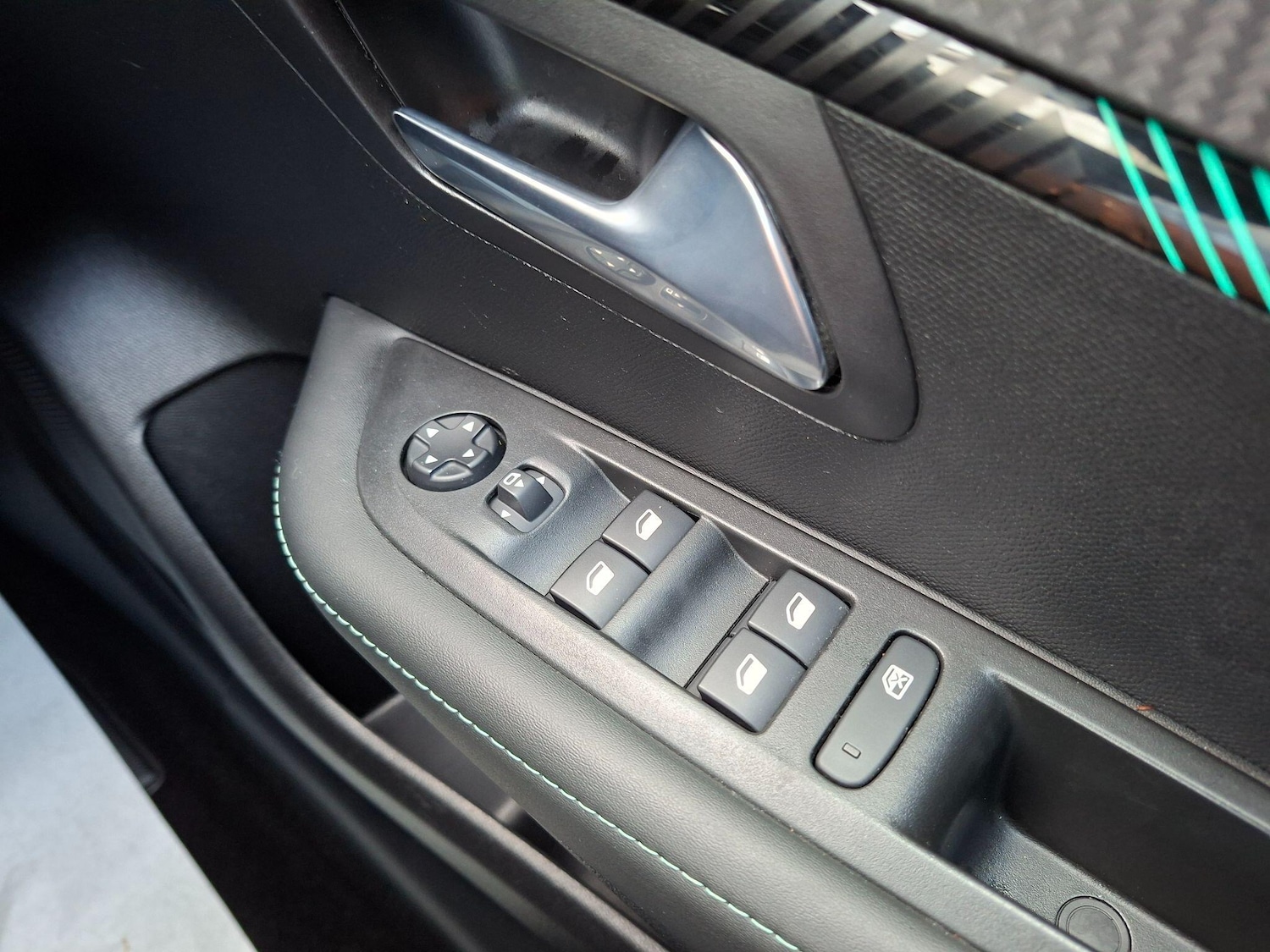 Used Peugeot 208 2023 for sale - 77413207: Photo 61