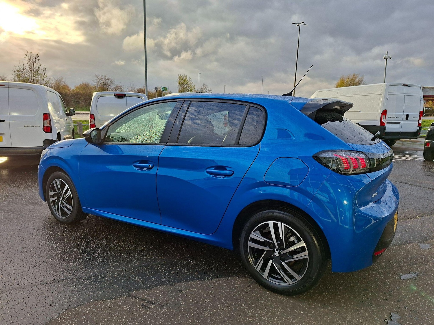 Used Peugeot 208 2023 for sale - 77413207: Photo 8