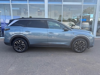 Used Peugeot 5008 2025 for sale - 79012221: Photo