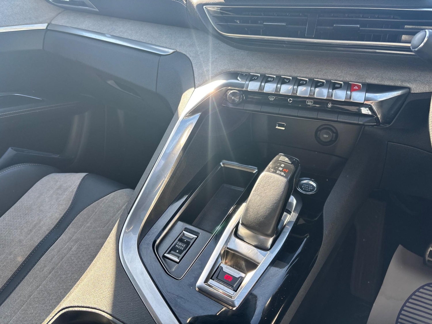 Used Peugeot 3008 2021 for sale - 77978001: Photo 14