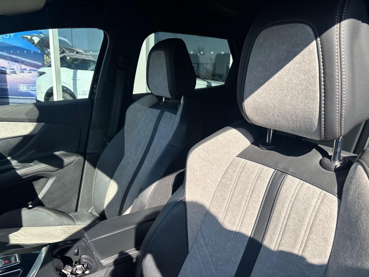 Used Peugeot 3008 2021 for sale - 77978001: Photo 37