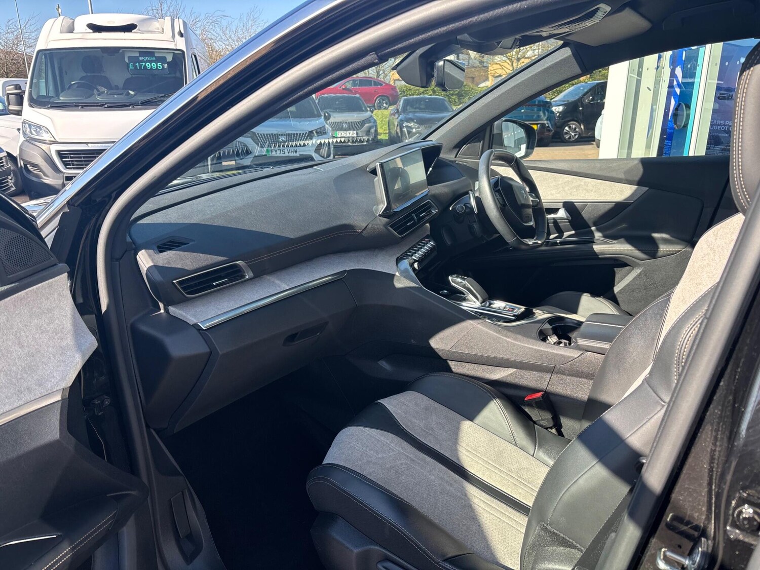 Used Peugeot 3008 2021 for sale - 77978001: Photo 39