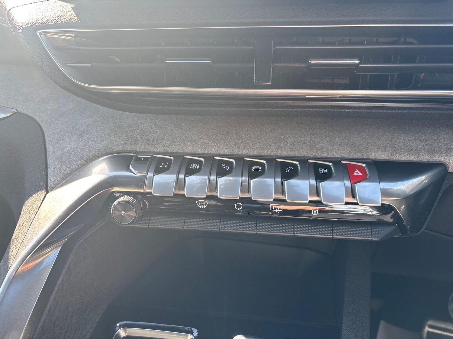 Used Peugeot 3008 2021 for sale - 77978001: Photo 54