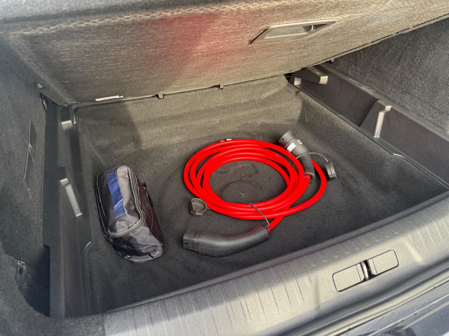 Used Peugeot E-3008 2024 for sale - 77538511: Photo 35