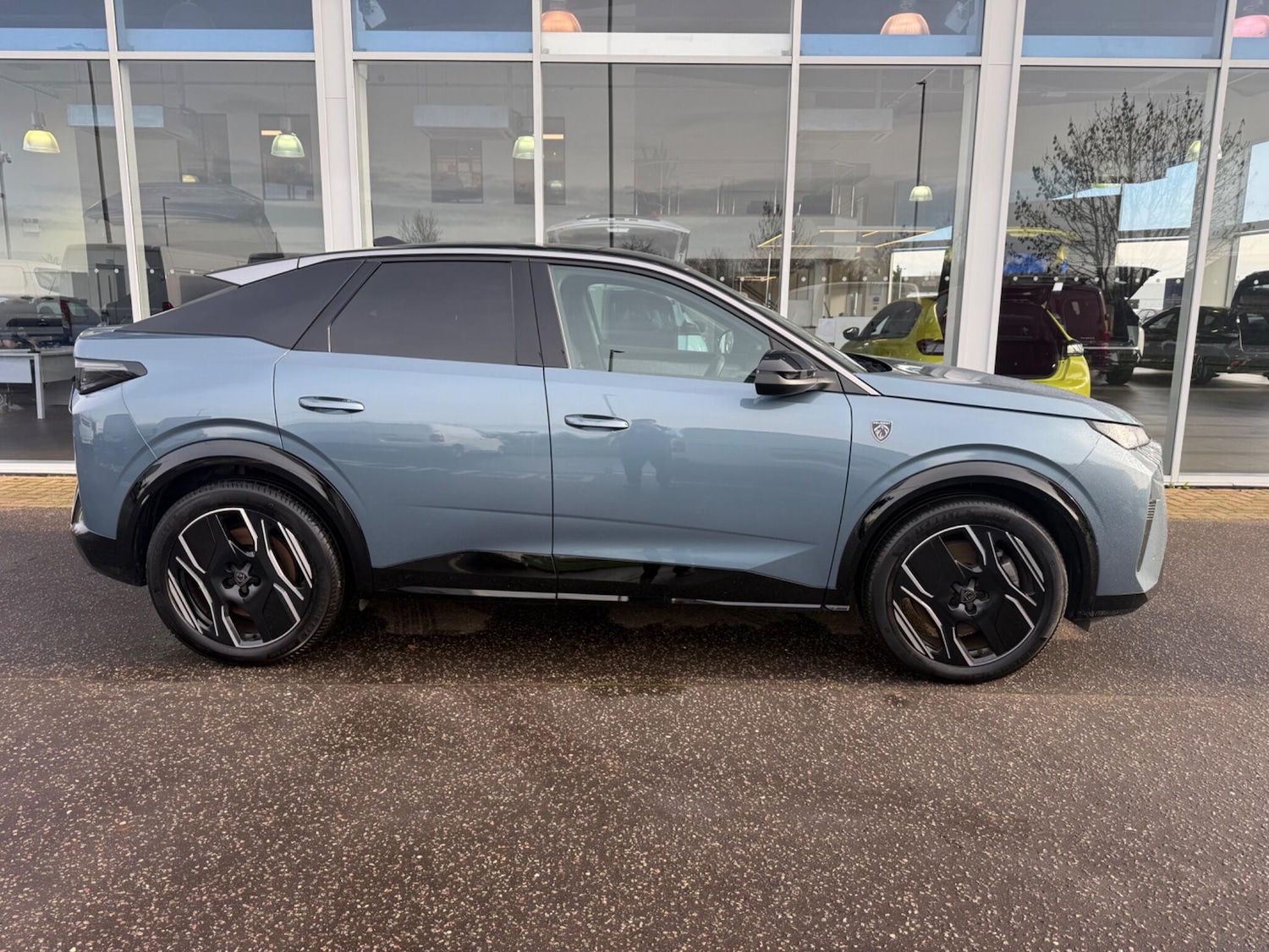 Used Peugeot E-3008 2024 for sale - 77538511: Photo 9