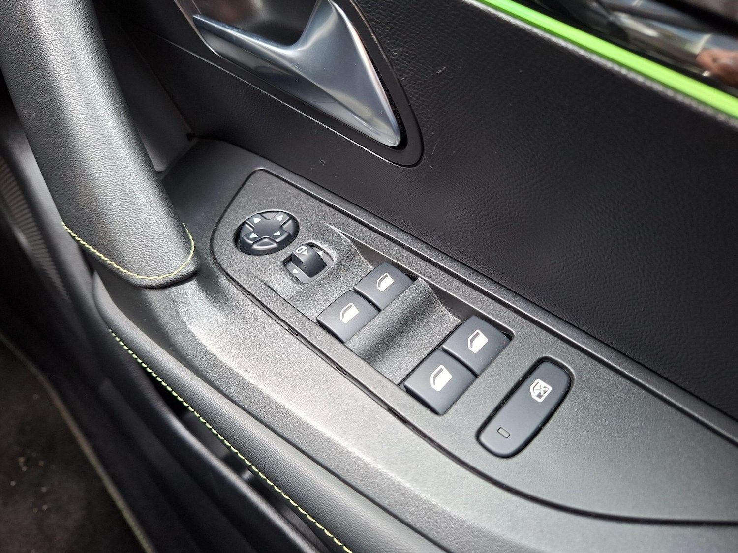 Used Peugeot 2008 2020 for sale - 77993315: Photo 25