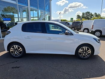 Used Peugeot 208 2023 for sale - 79621229: Photo