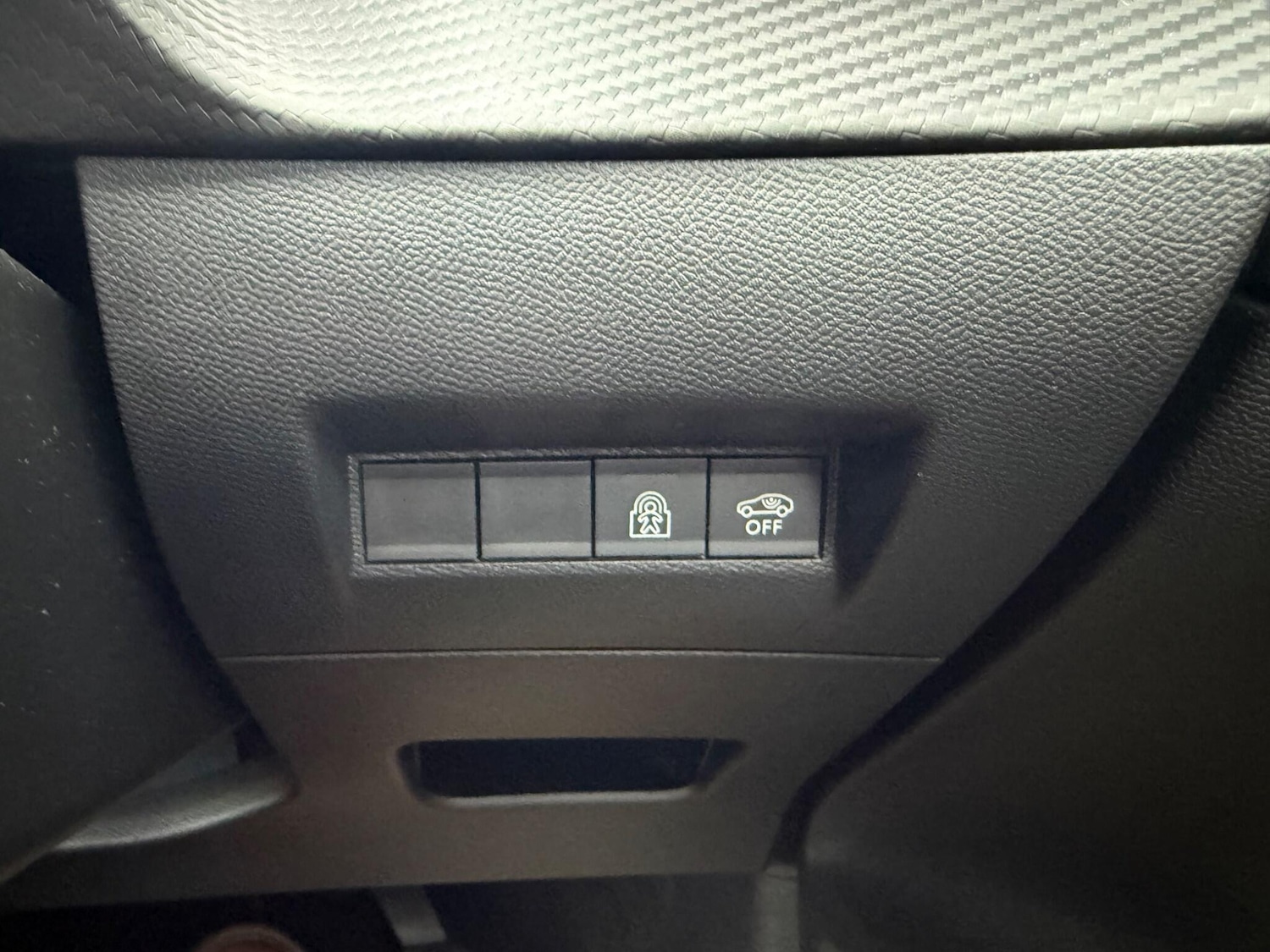 Used Peugeot 208 2024 for sale - 77411119: Photo 13