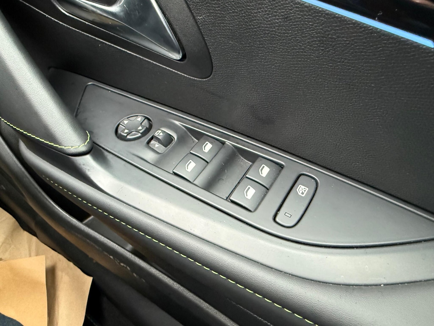 Used Peugeot 208 2024 for sale - 77411119: Photo 14