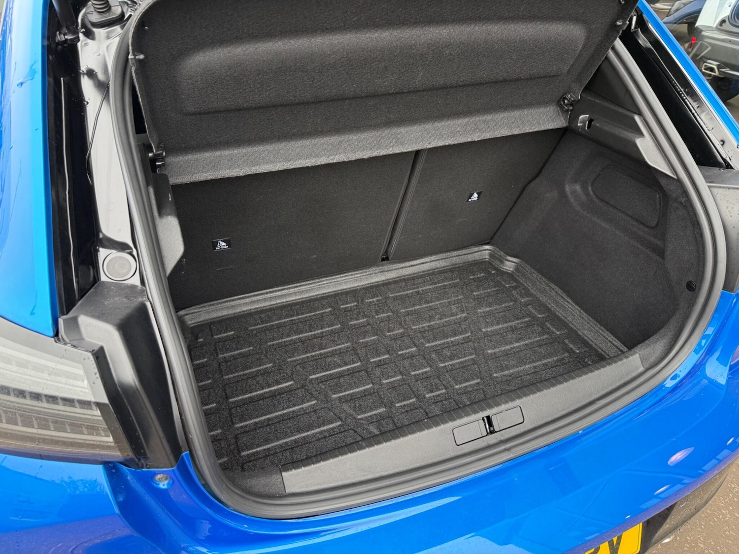 Used Peugeot 208 2024 for sale - 77411119: Photo 32