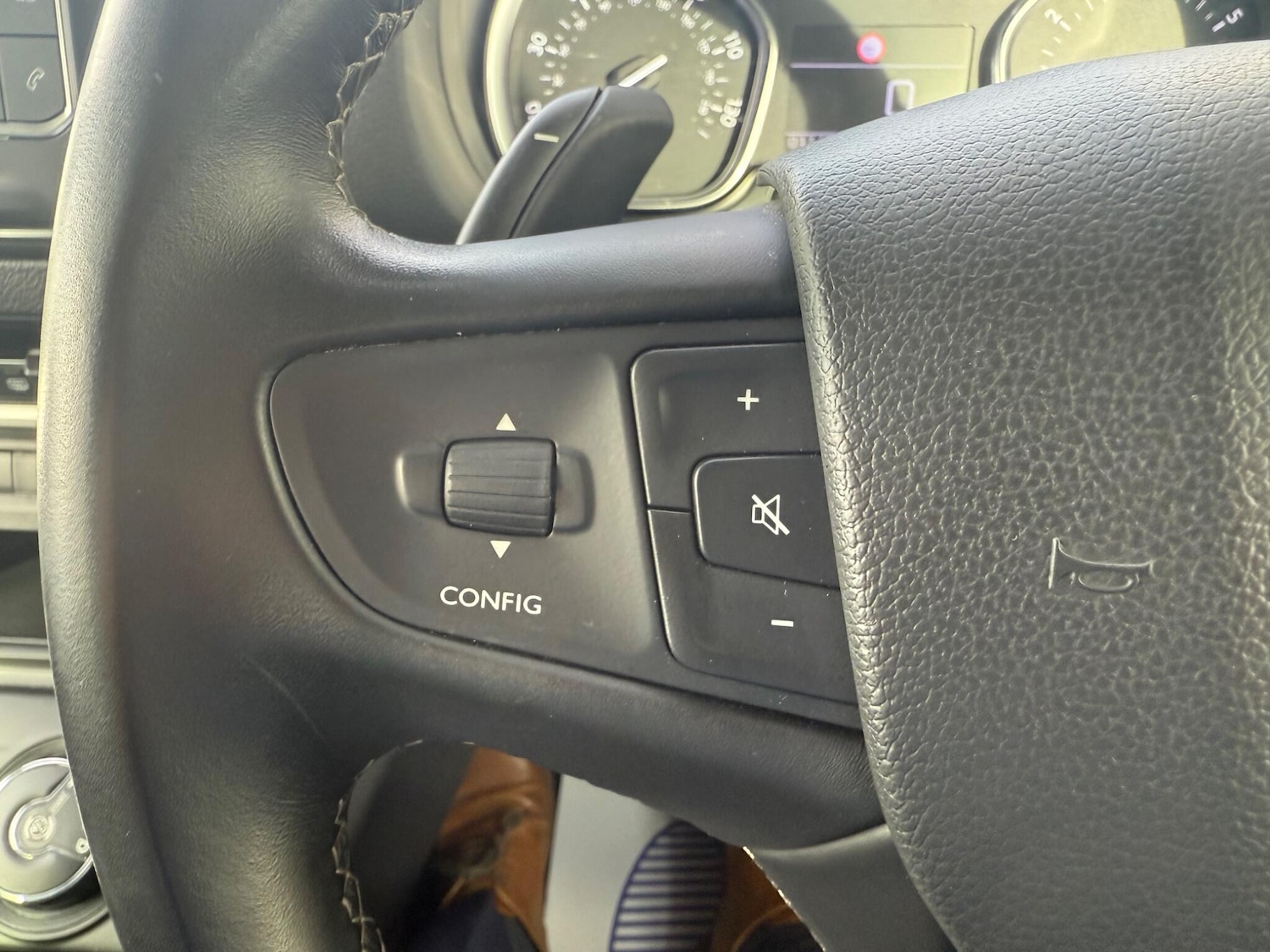 Used Peugeot Traveller 2023 for sale - 77413214: Photo 19