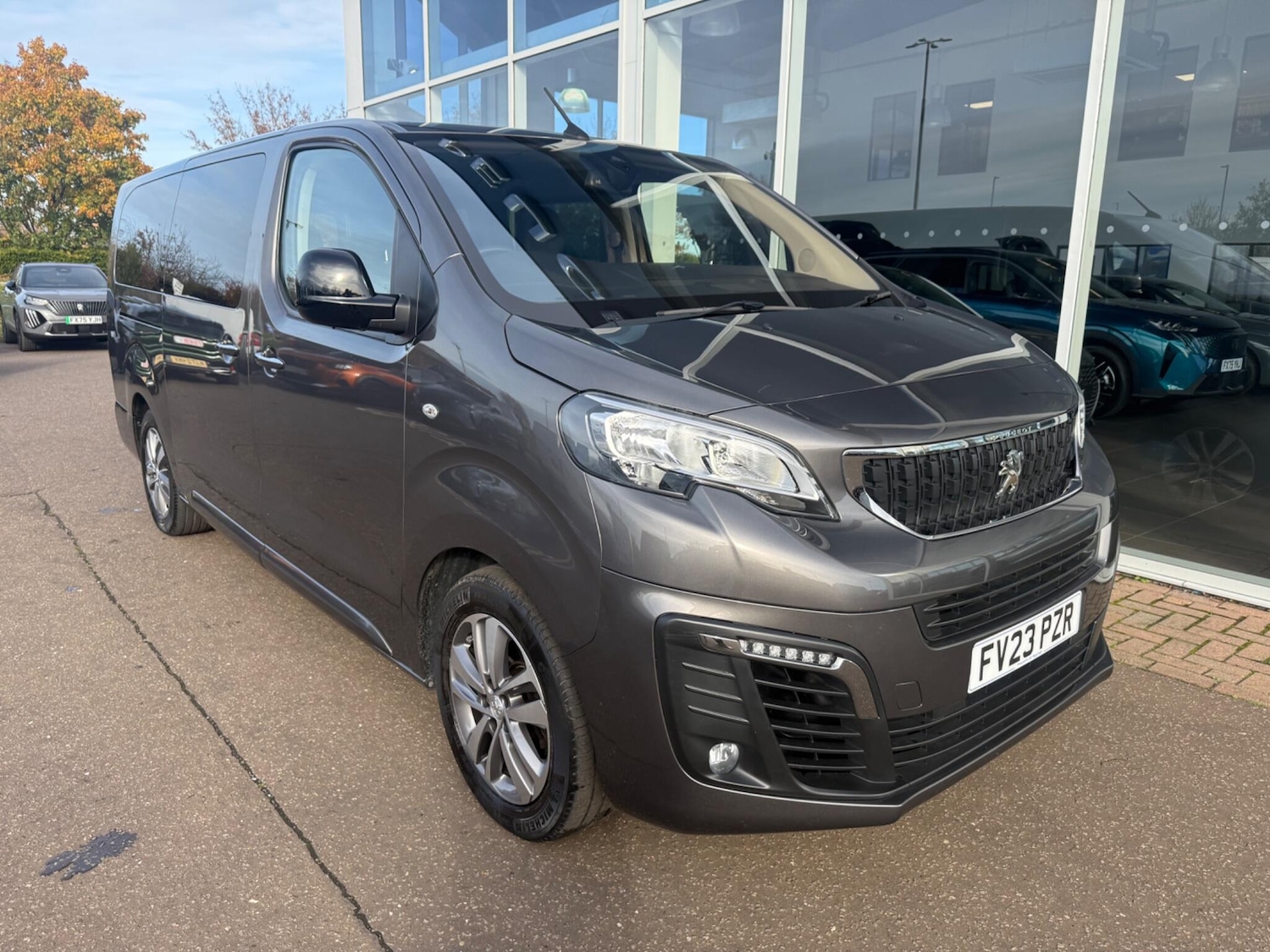 Used Peugeot Traveller 2023 for sale - 77413214: Photo 6