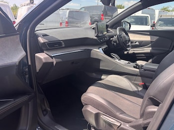 Used Peugeot 3008 2022 for sale - 79181678: Photo