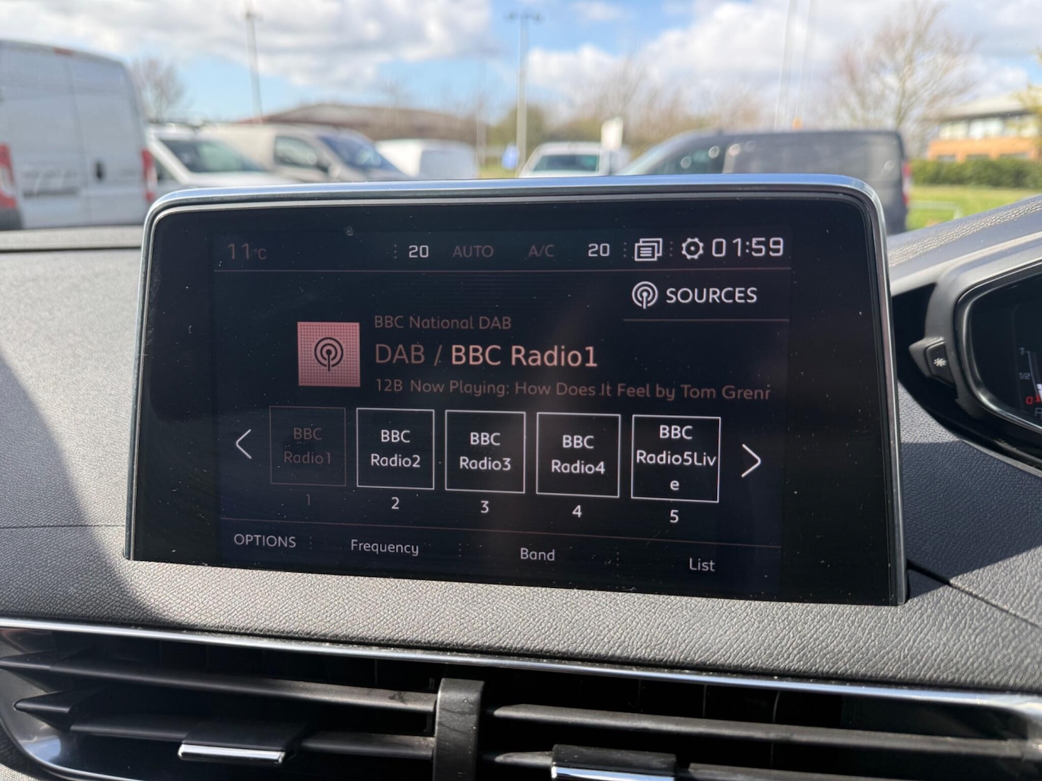 Used Peugeot 5008 2020 for sale - 78072054: Photo 32