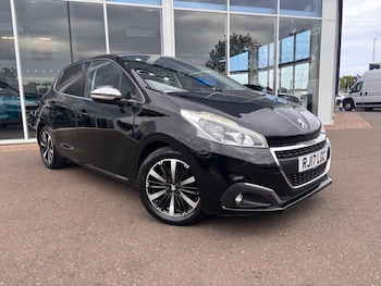 Used Peugeot 208 2017 for sale - 79181784: Photo