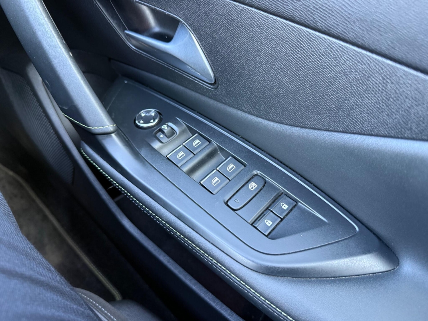 Used Peugeot 308 2023 for sale - 77768762: Photo 15