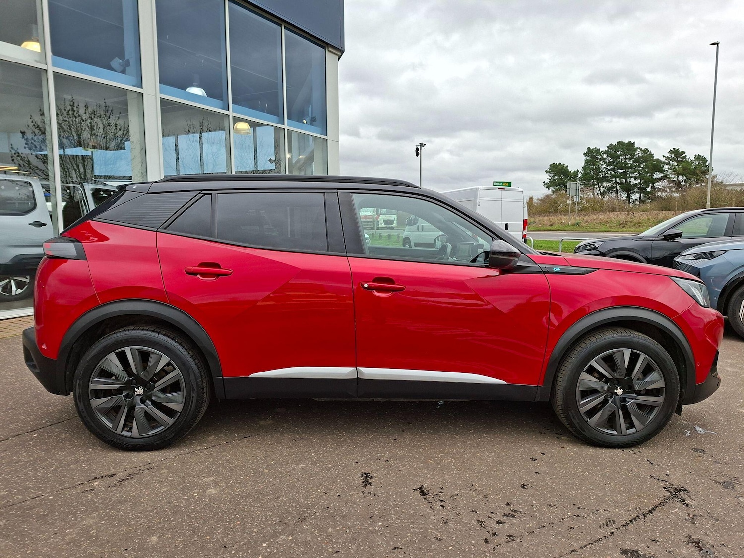Used Peugeot 2008 2021 for sale - 78100540: Photo 2