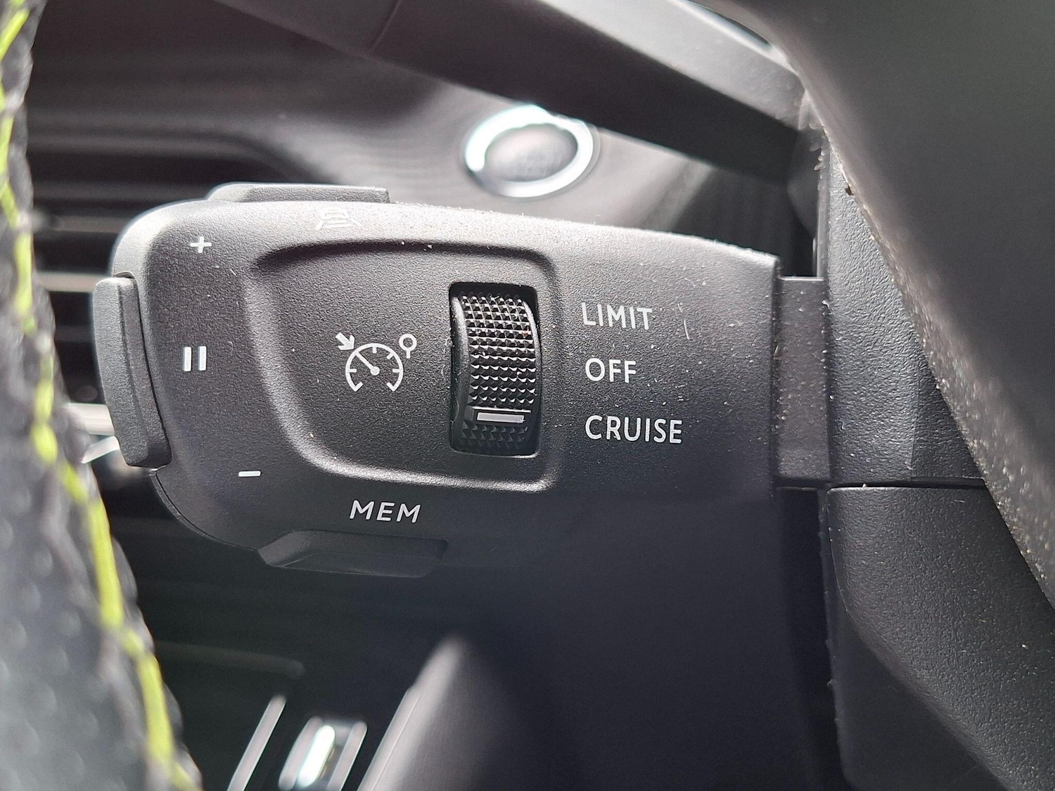 Used Peugeot 2008 2021 for sale - 78100540: Photo 25