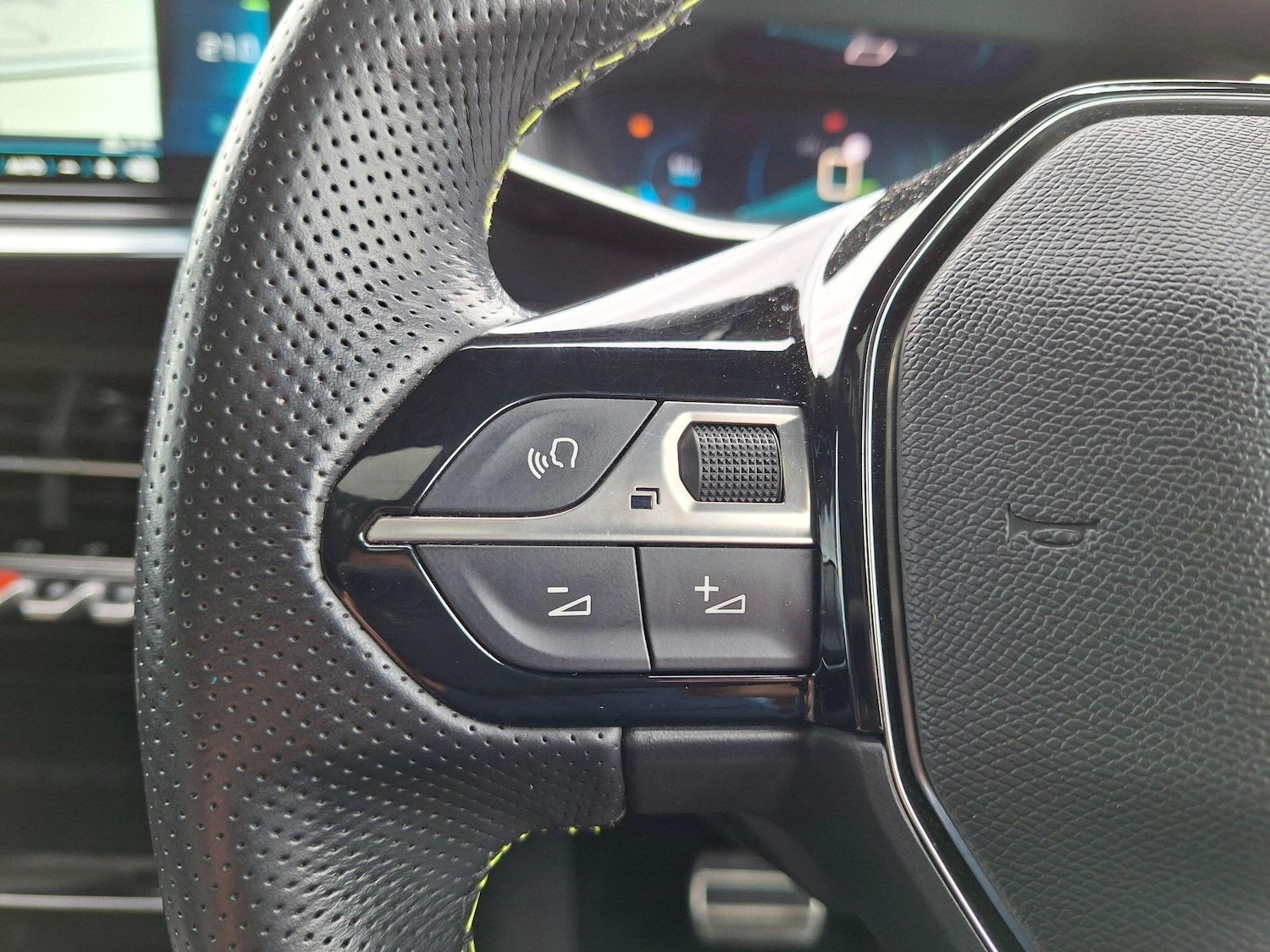 Used Peugeot 2008 2021 for sale - 78100540: Photo 26